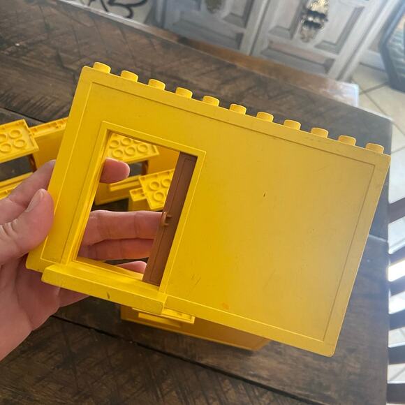 Vintage Lego Duplo yellow and brown sliding door wall panel set of 8 - Picture 5 of 7